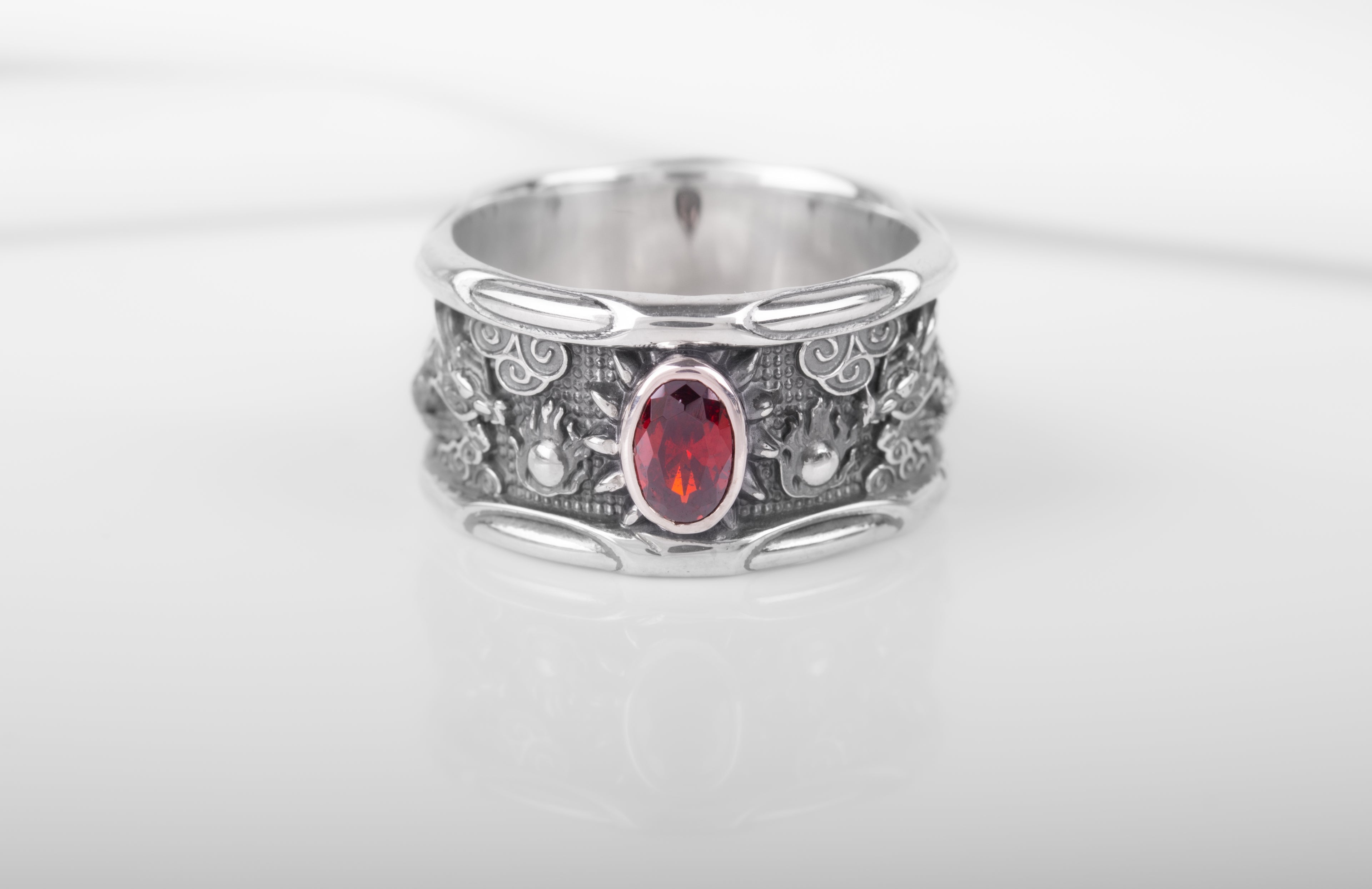 925 Silver Asian Style Dragon Ring with Red Gem