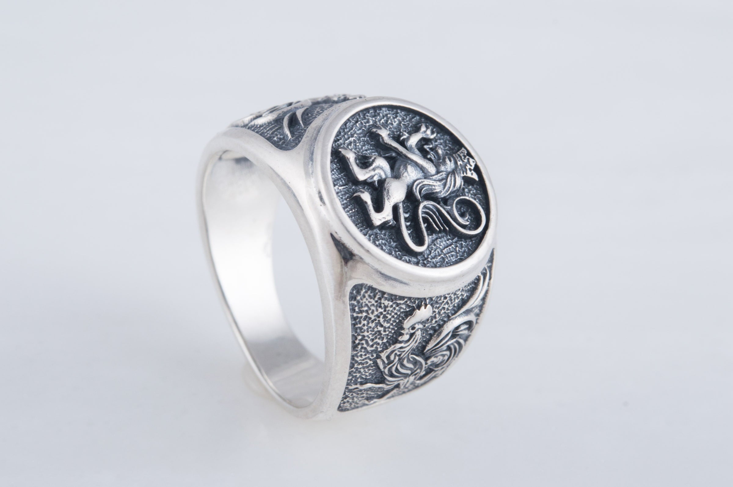 Ring with Lion Sterling Silver Handmade Jewelry - vikingworkshop