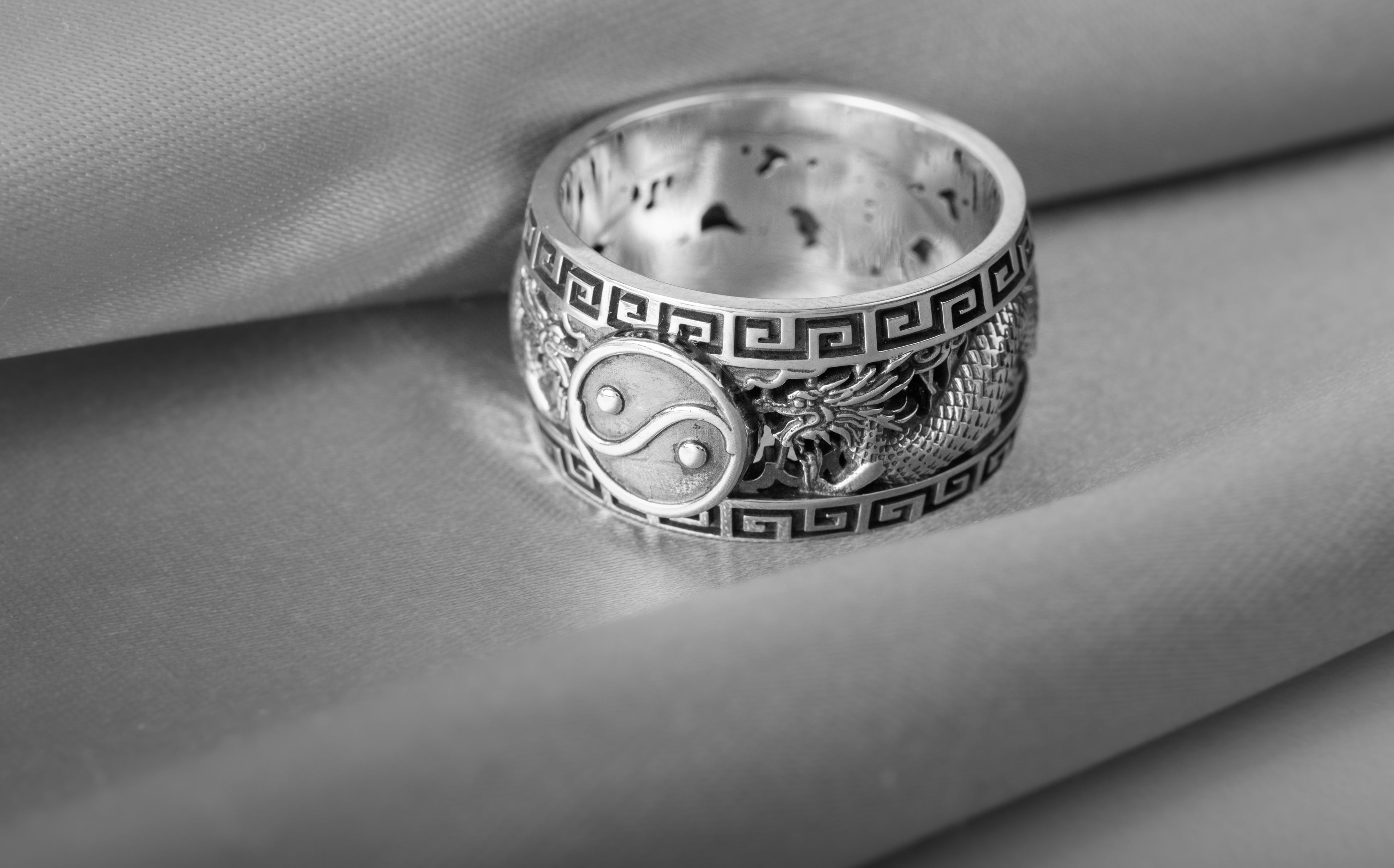 Ying-Yang Symbol Sterling Silver Ring with Dragons - vikingworkshop