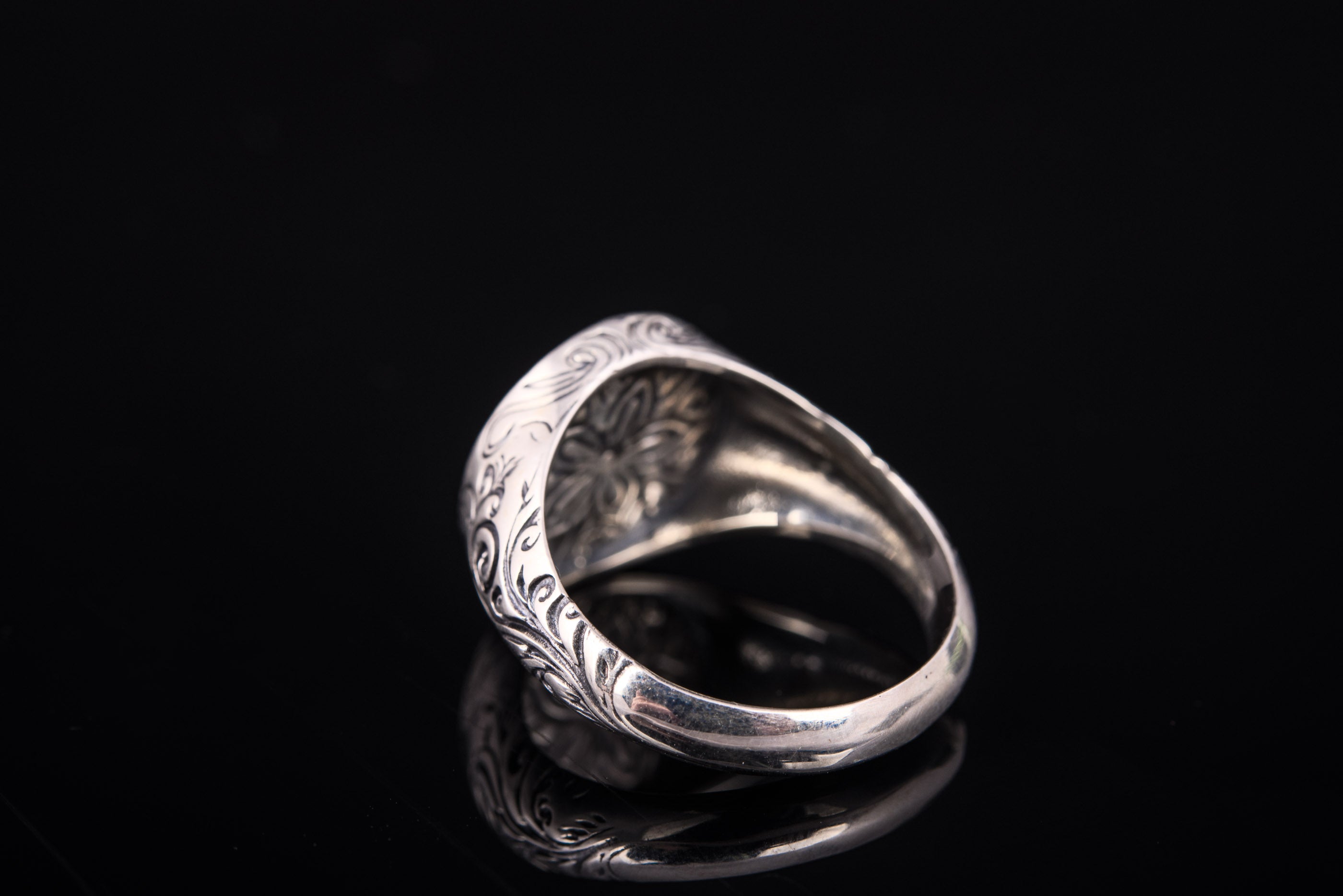 925 Silver Fashion ring with Crown and leaves ornament, Unique handcrafted Jewelry - vikingworkshop