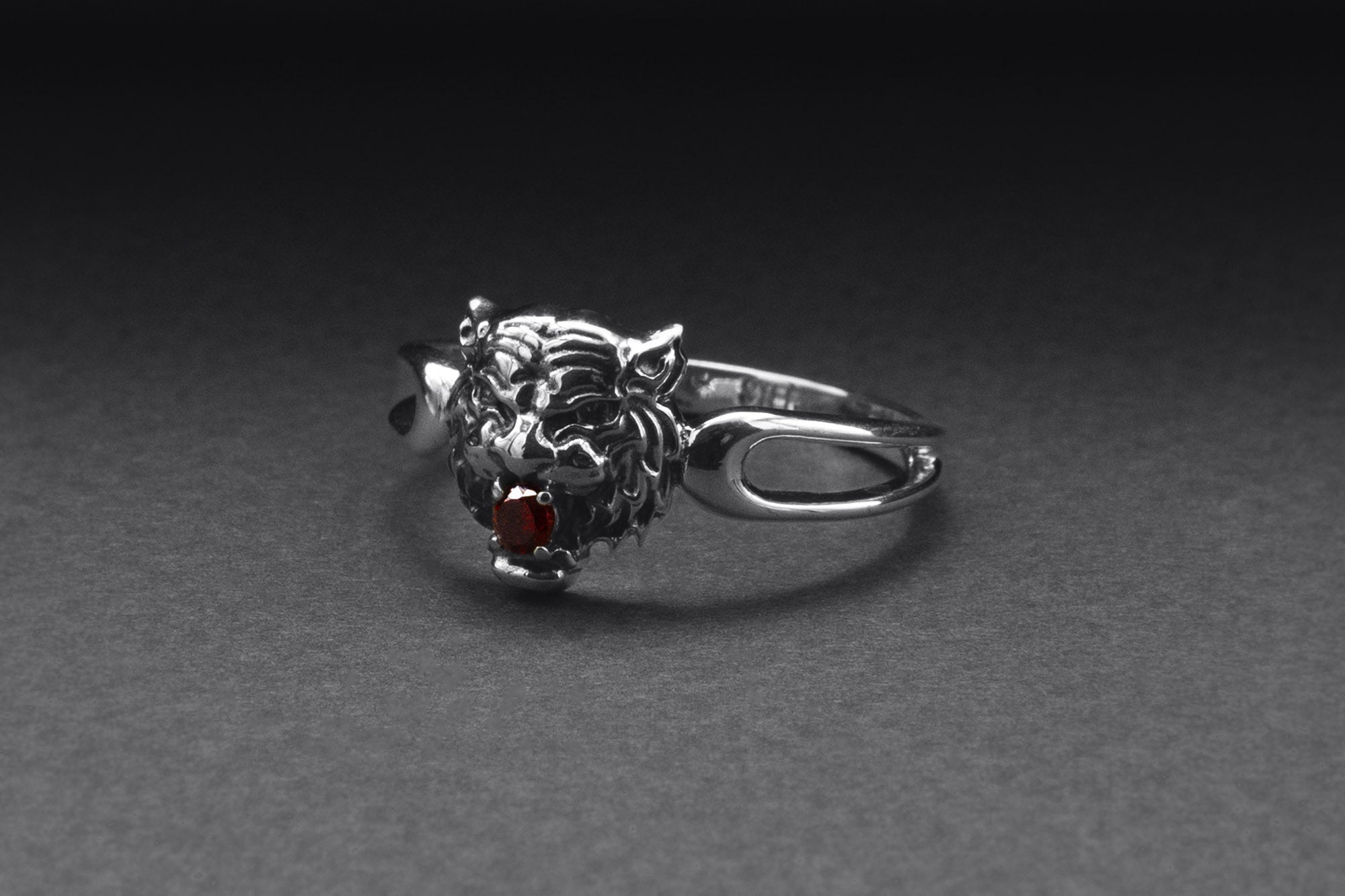 925 Silver Tiger Ring with Red Gem, Handmade Animal Jewelry - vikingworkshop