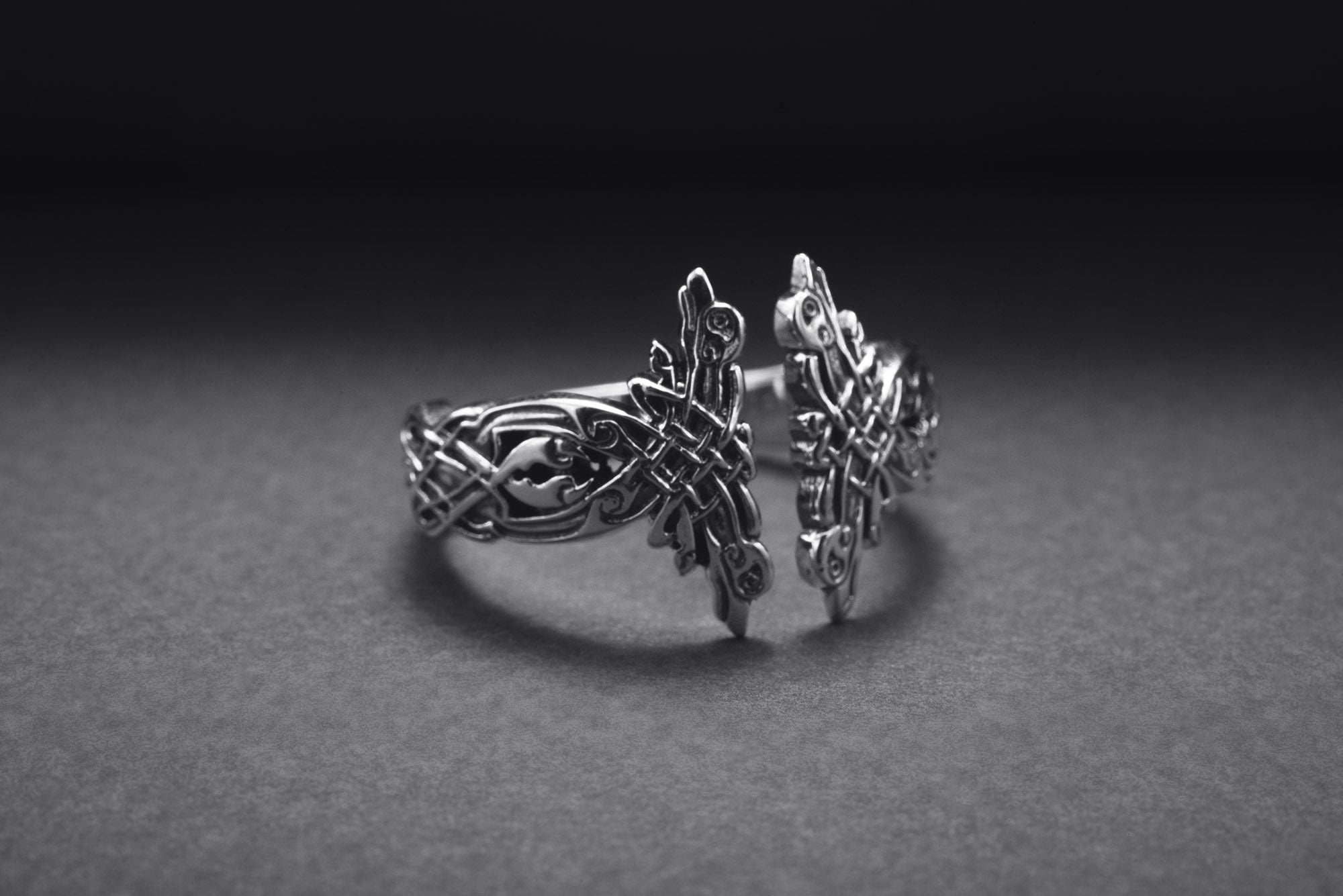 Sterling Silver Celtic Knot Ring with Hound Dogs Ornament, Handmade Norse Jewelry - vikingworkshop