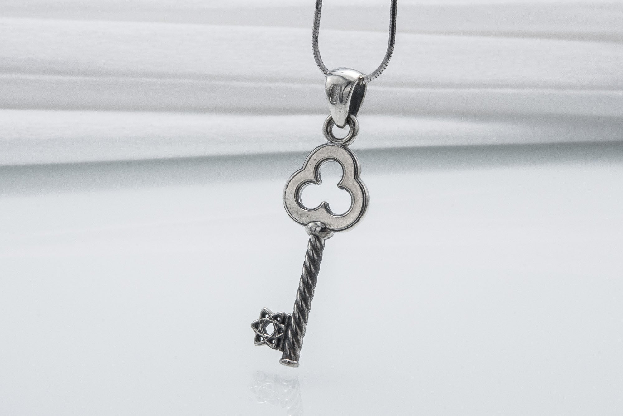 925 Silver Key Pendant With Celtic Knot Star, Handmade Jewelry - vikingworkshop