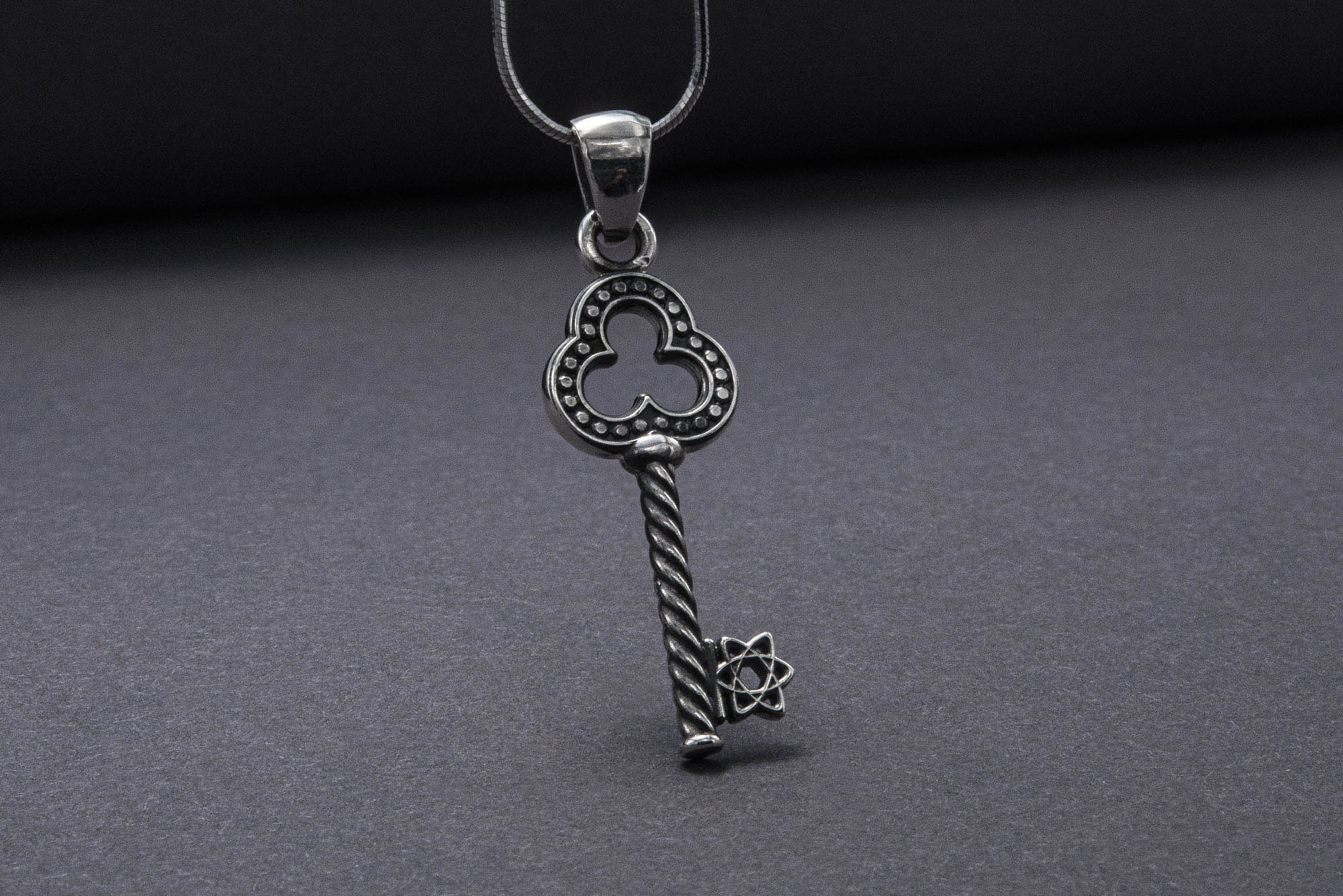 925 Silver Key Pendant With Celtic Knot Star, Handmade Jewelry - vikingworkshop