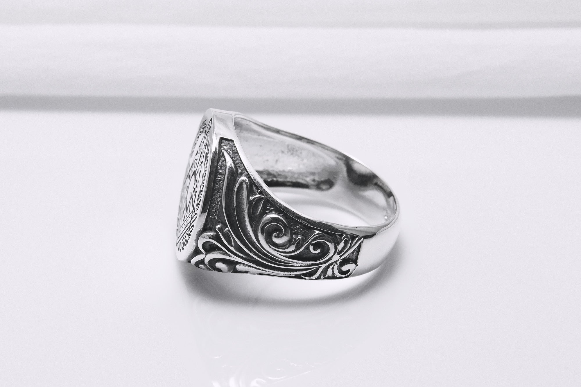 925 Silver Masonic Square Signet Ring with Ornament, Handmade Mason Jewelry - vikingworkshop