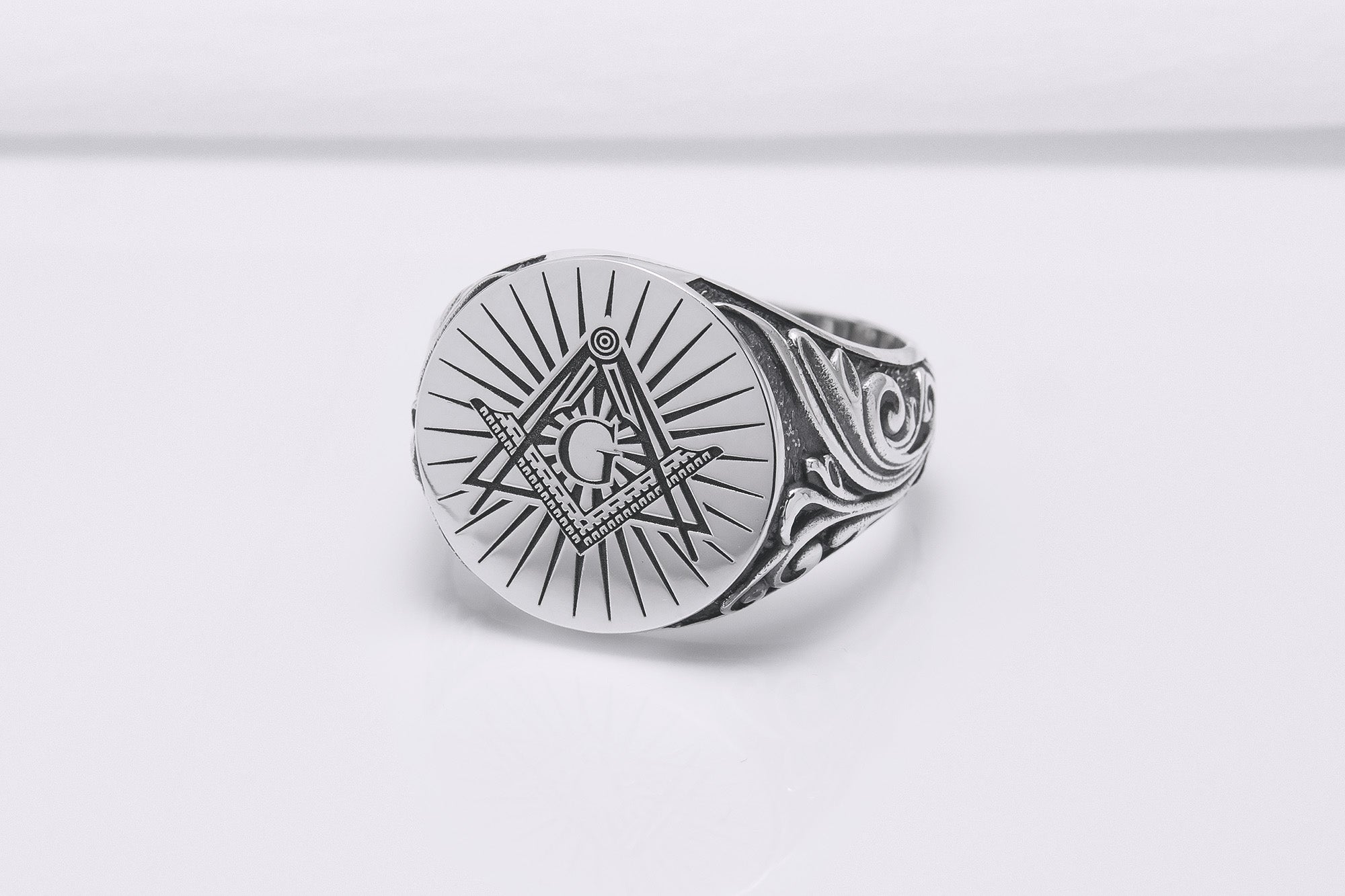 925 Silver Masonic Square and Compasses Signet Ring, Handmade Mason Jewelry