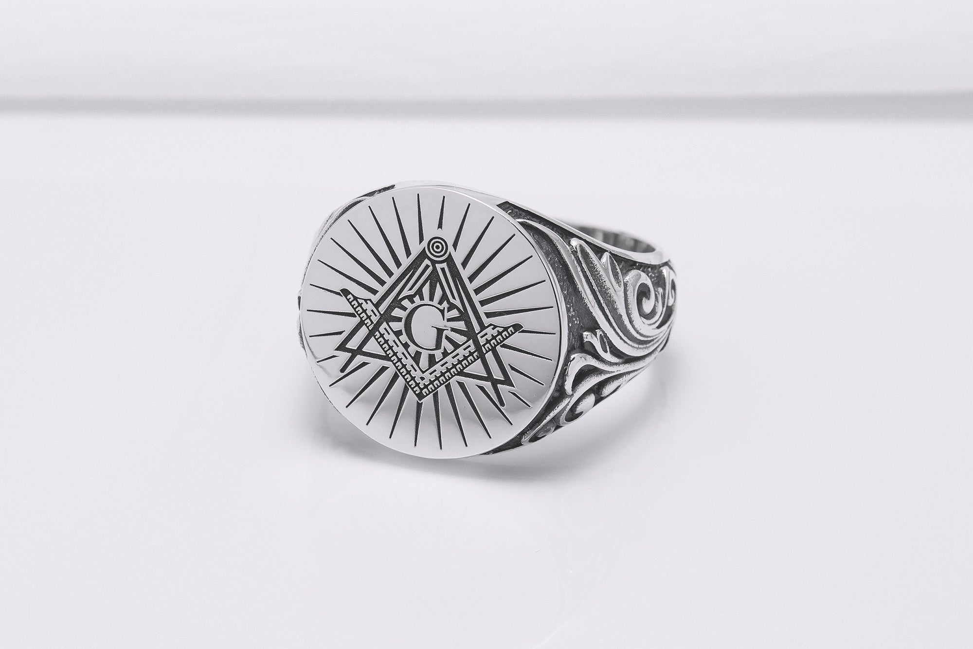 925 Silver Masonic Square and Compasses Signet Ring, Handmade Mason Jewelry - vikingworkshop