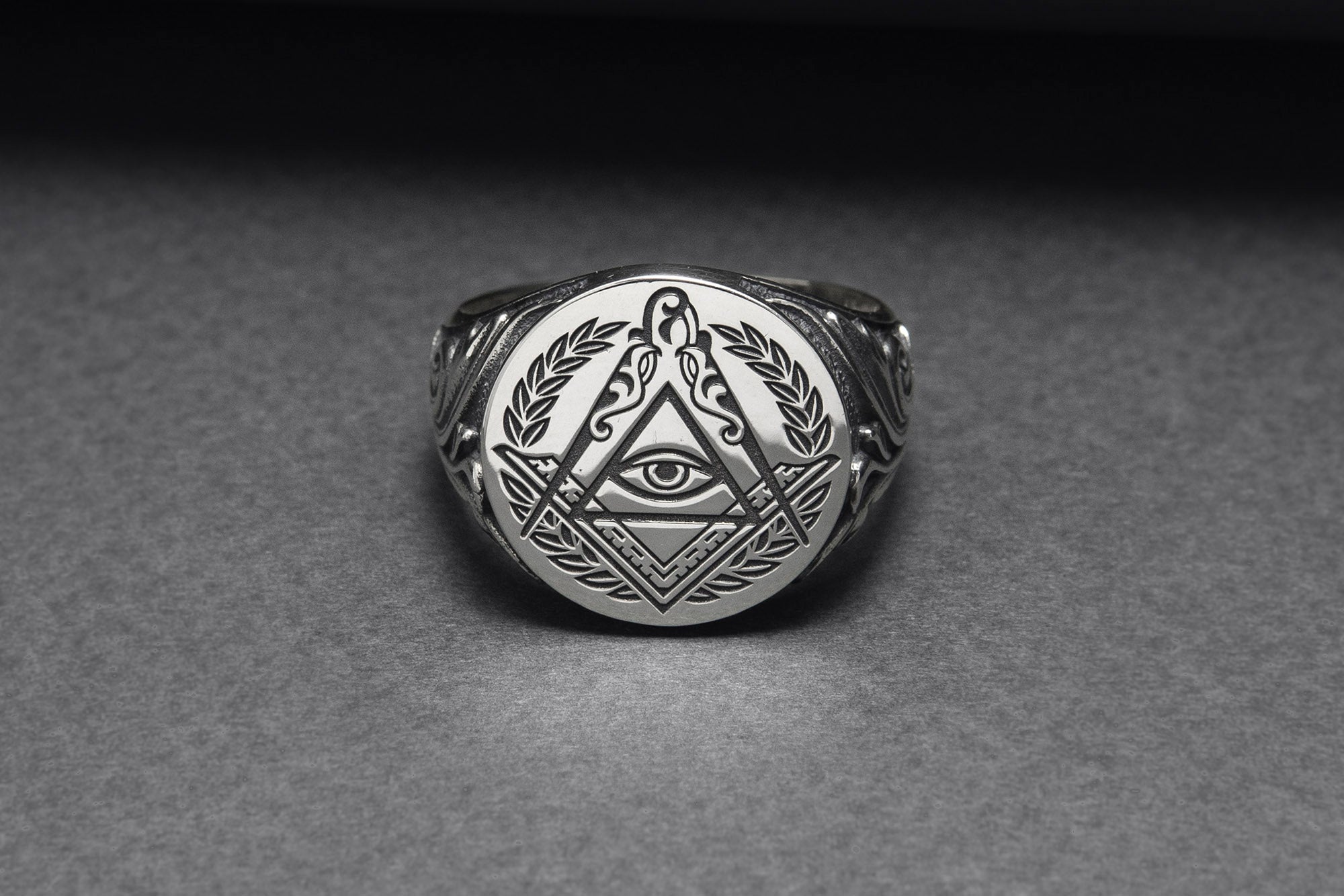 Sterling Silver Masonic Square and Compasses Signet Ring, Handmade Mason Jewelry - vikingworkshop