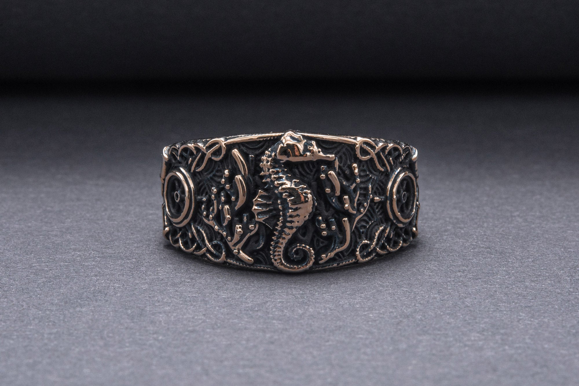 Seahorse Ring with Ship Steering Wheel Bronze Jewelry - vikingworkshop