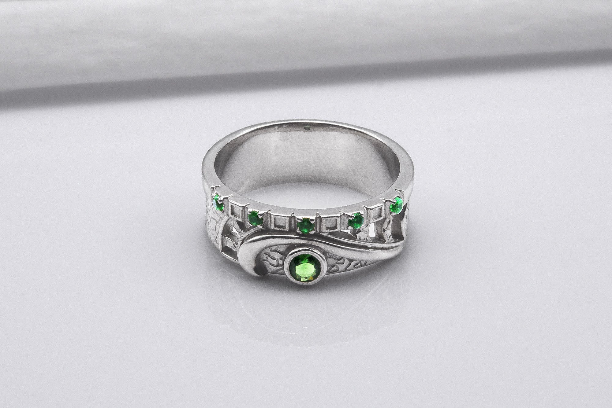 950 Platinum Ring with Green CZ, Handmade Fashion Jewelry - vikingworkshop