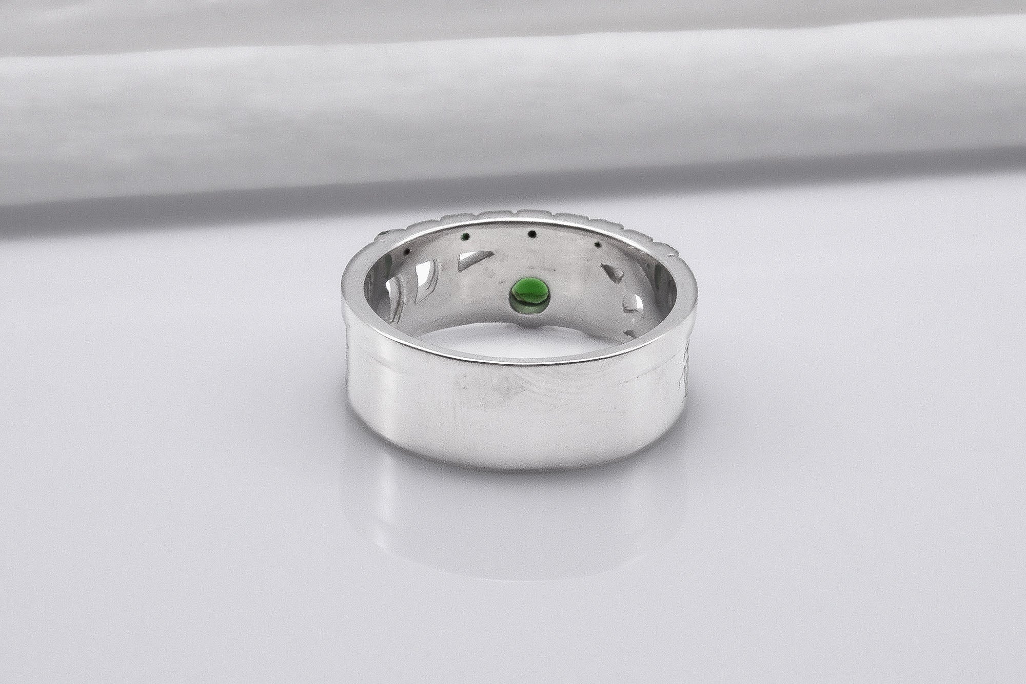 950 Platinum Ring with Green CZ, Handmade Fashion Jewelry - vikingworkshop