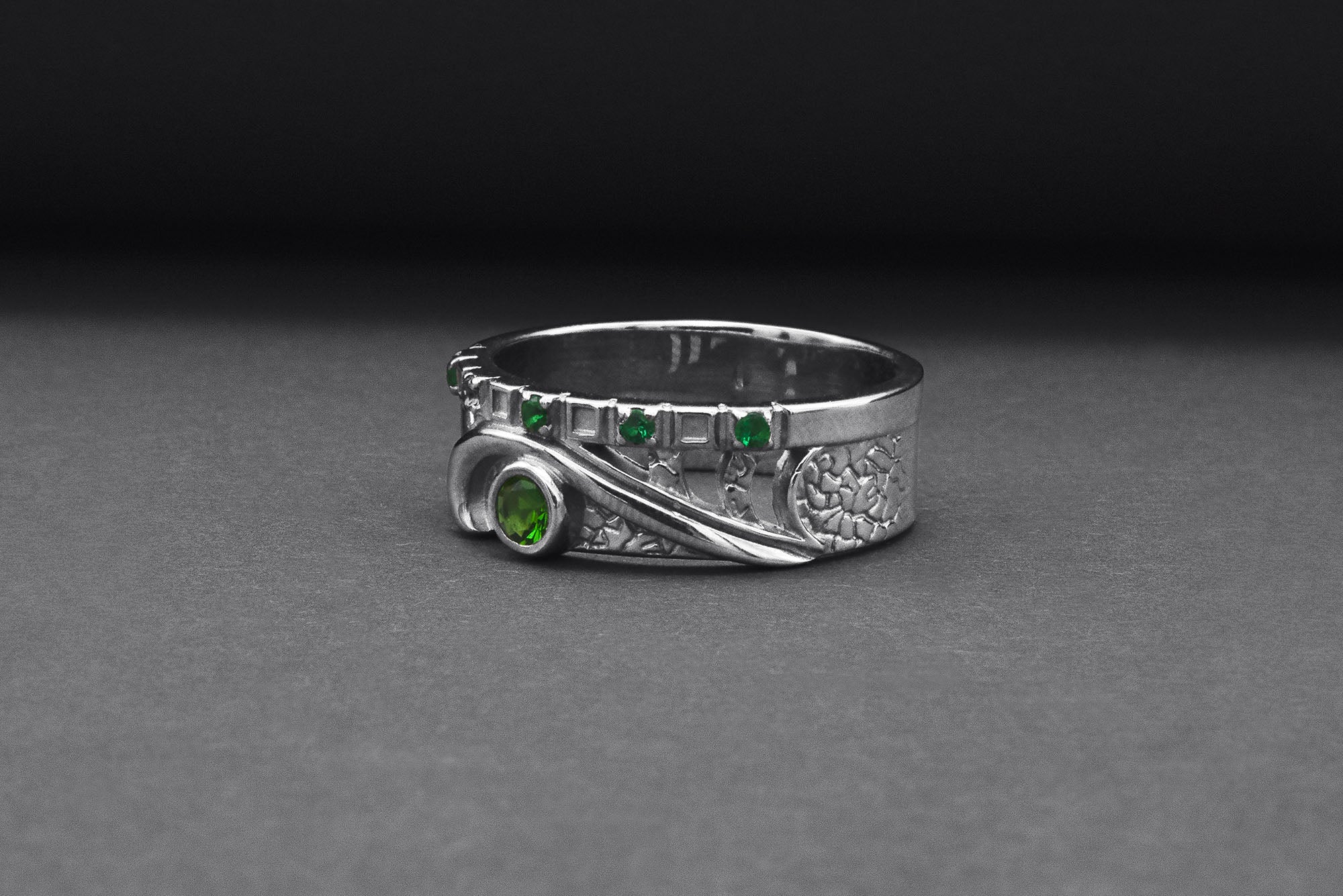 950 Platinum Ring with Green CZ, Handmade Fashion Jewelry - vikingworkshop