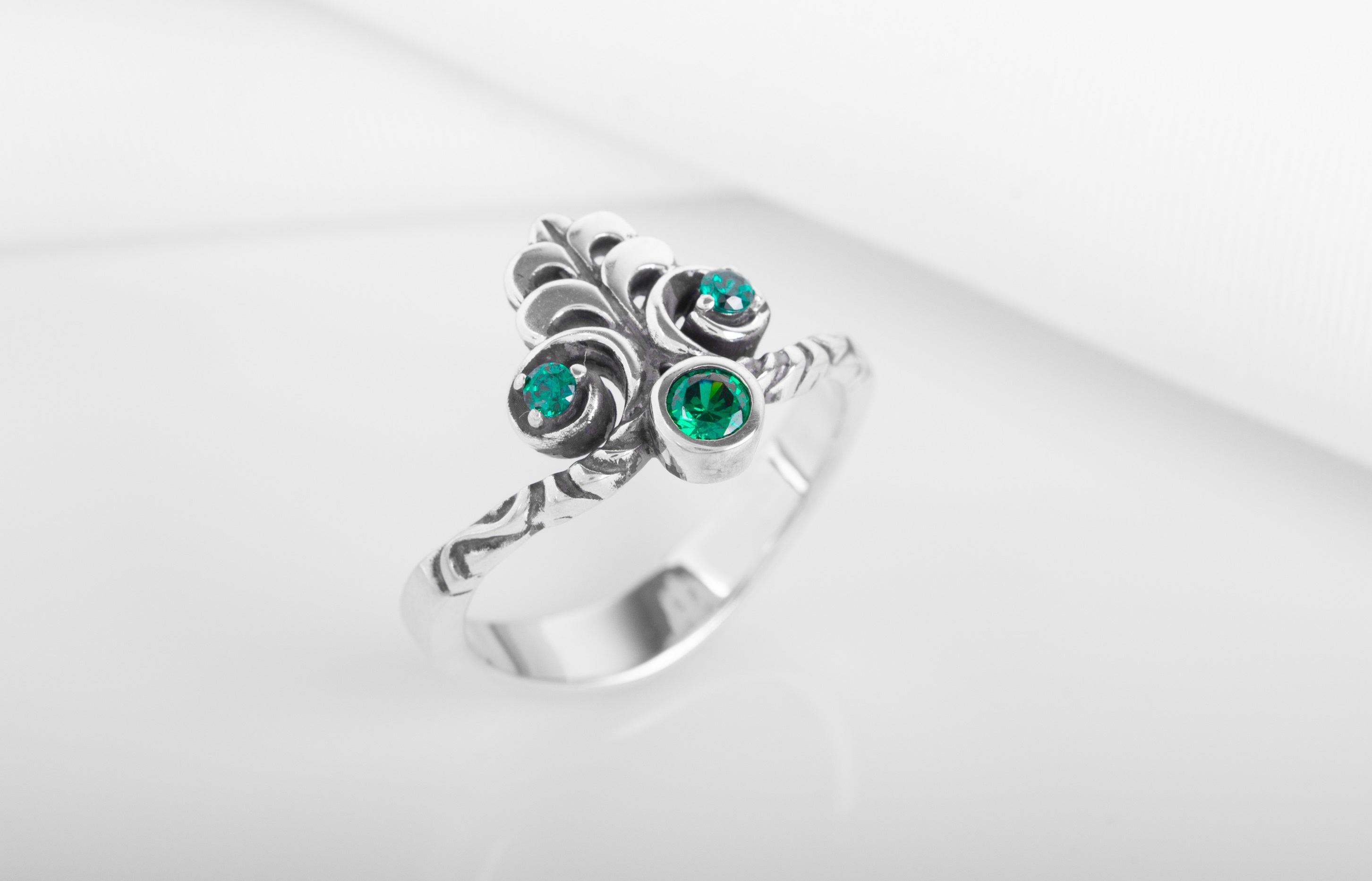 Tiny Sterling Silver Fashion ring with Green Gems, Unique Handmade Jewelry - vikingworkshop