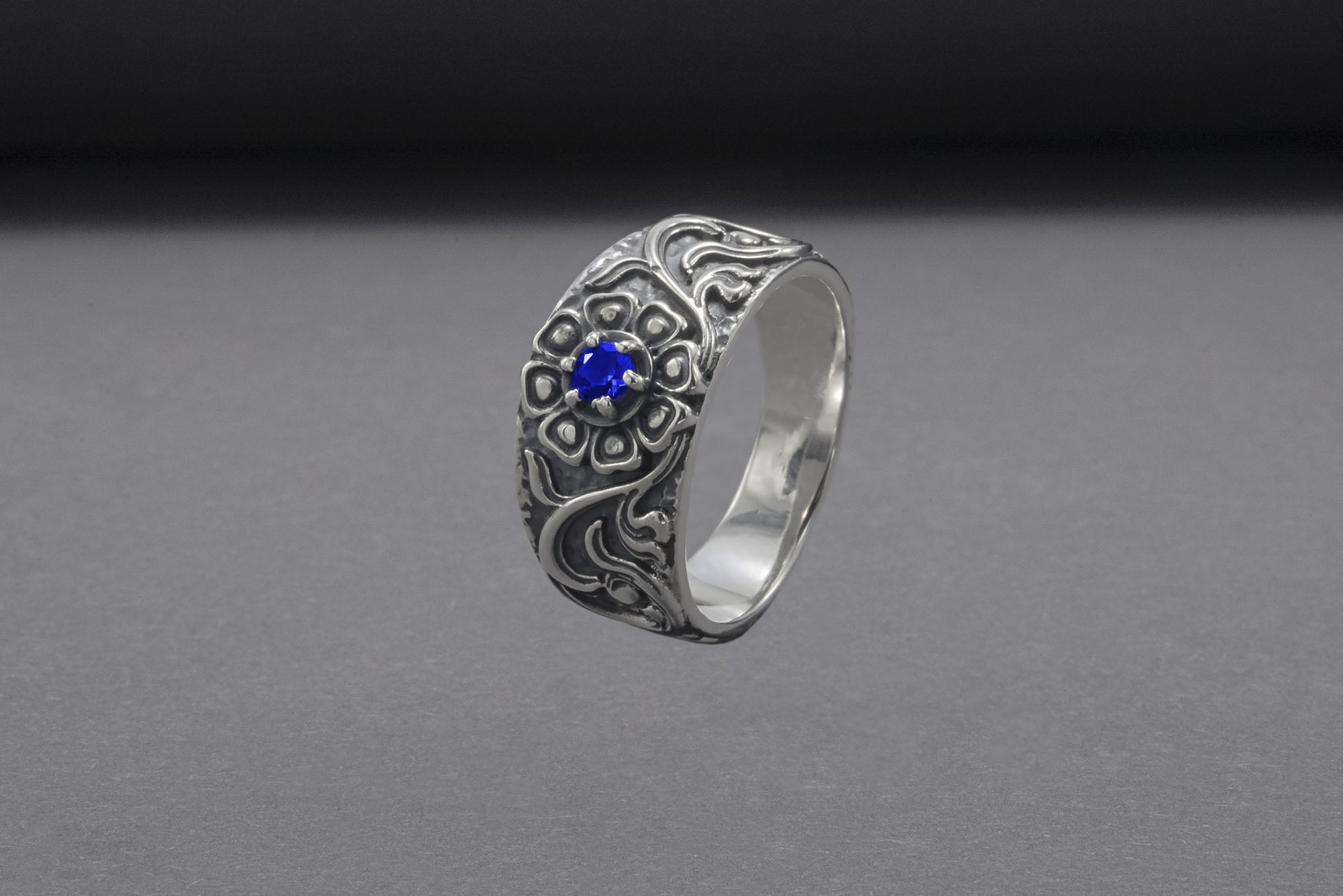 925 Silver Ring With Floral Ornament And Gem, Handmade Jewelry - vikingworkshop