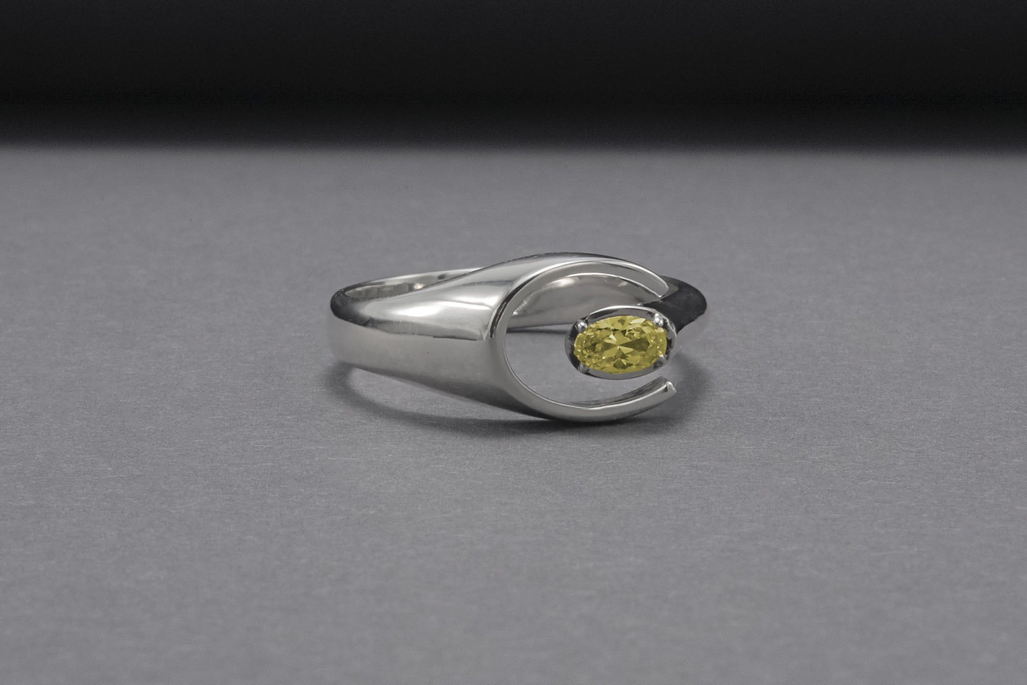 Unique Round 925 Silver Ring With Yellow Gem, Handcrafted Jewelry - vikingworkshop