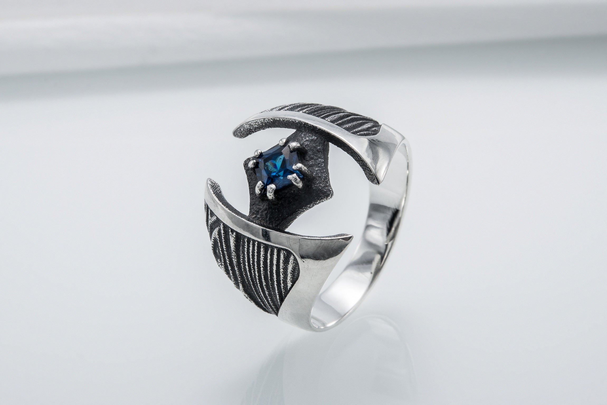 Sterling Silver Wood Texture Ring with Blue Gem, Handmade Classic Jewelry - vikingworkshop