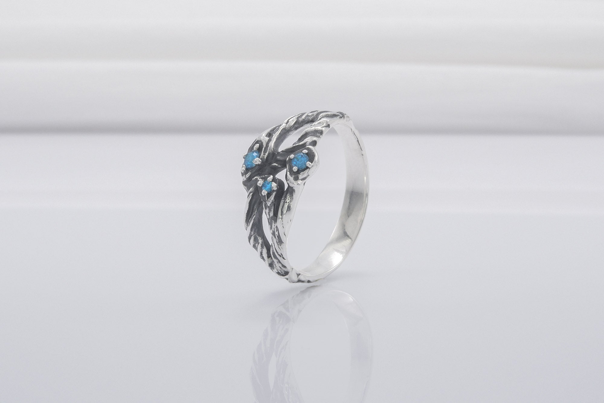 925 Silver Handmade Ring With Blue Gems, Unique Fashion Jewelry - vikingworkshop