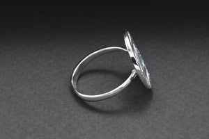 Minimalist Round 950 Platinum Ring with Waves and Gems, Unique Fashion Jewelry - vikingworkshop