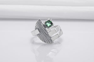 925 Silver Ring With Wood Texture and Green Gem, Handmade Jewelry - vikingworkshop