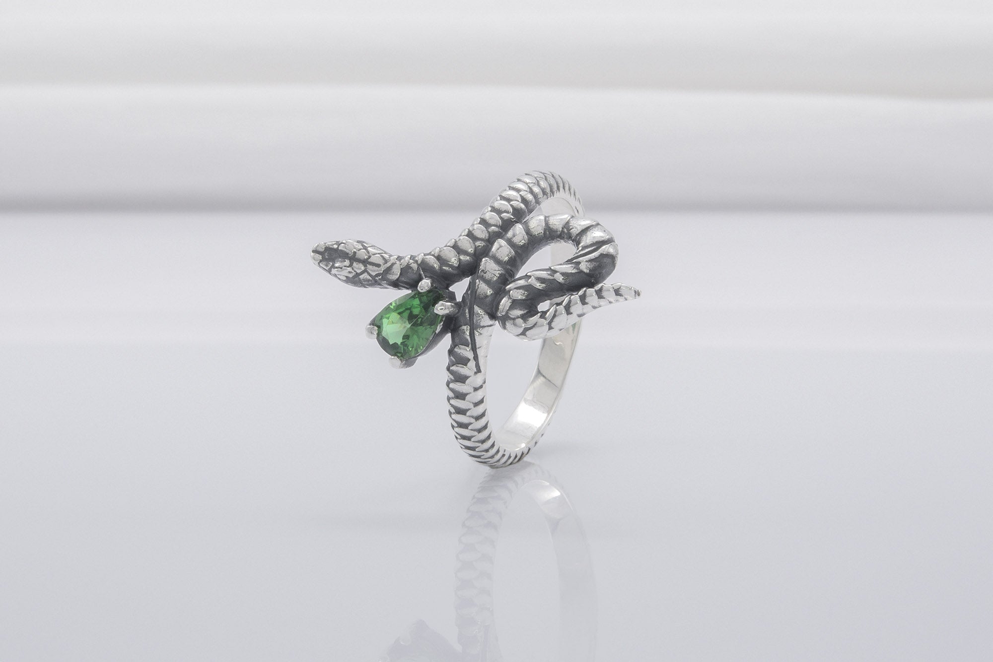 Snake Minimalistic 925 Silver Ring With Green Gem, Handcrafted Jewelry - vikingworkshop