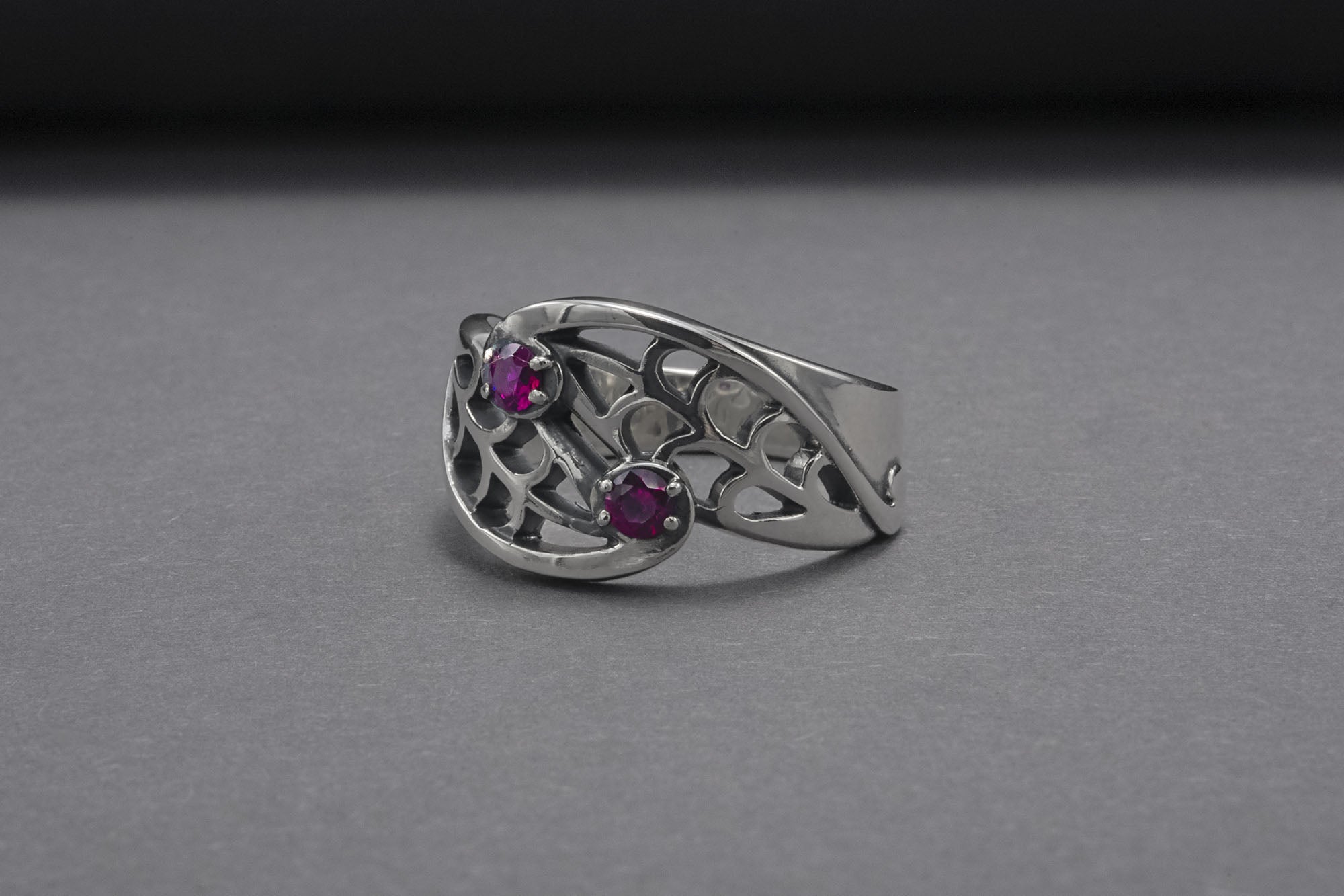 Unique Leaves Texture 925 Silver Ring With Purple Gems, Handmade Jewelry - vikingworkshop