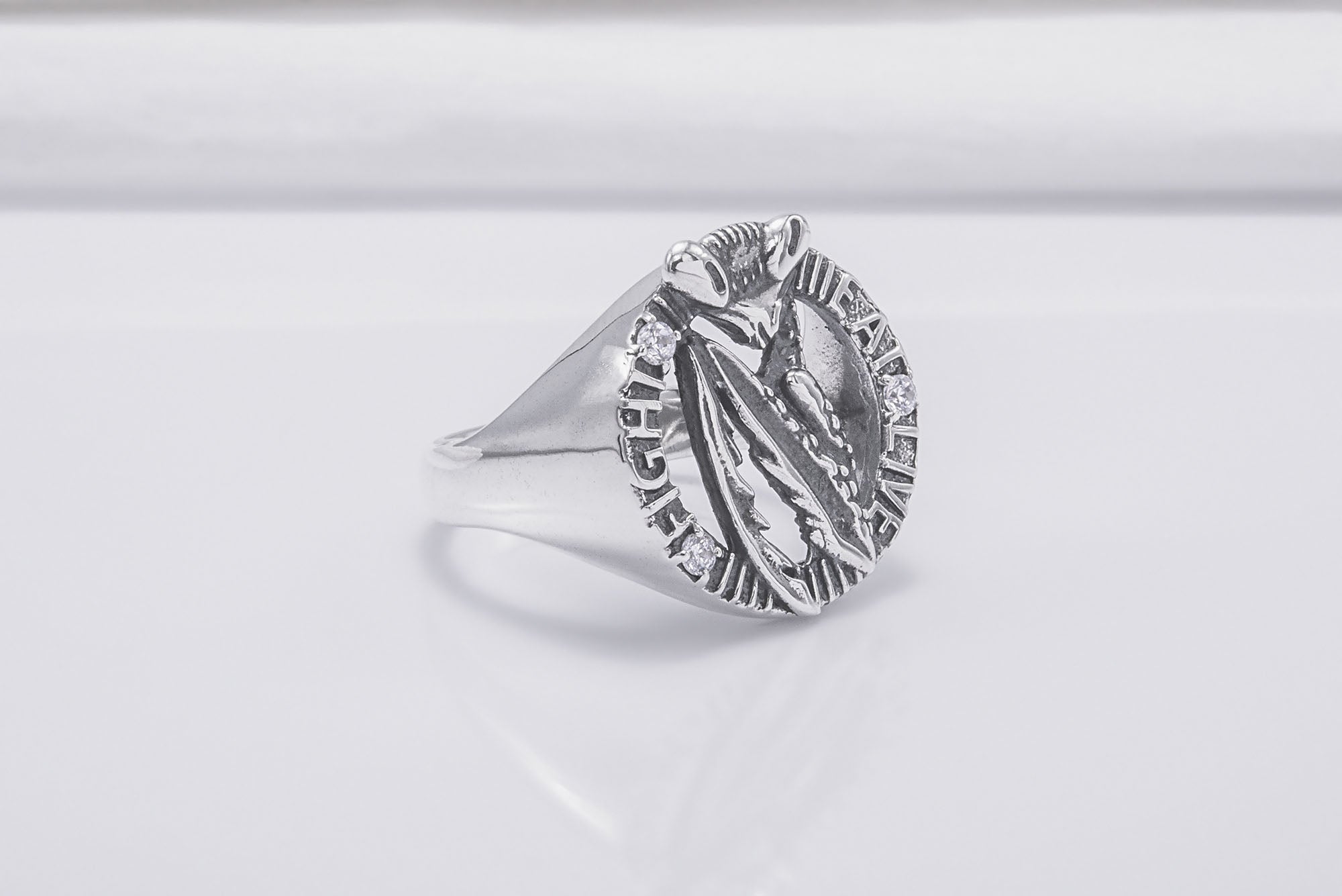 Sterling Silver Mantis Round Ring With Clear Gems, Handmade Jewelry - vikingworkshop