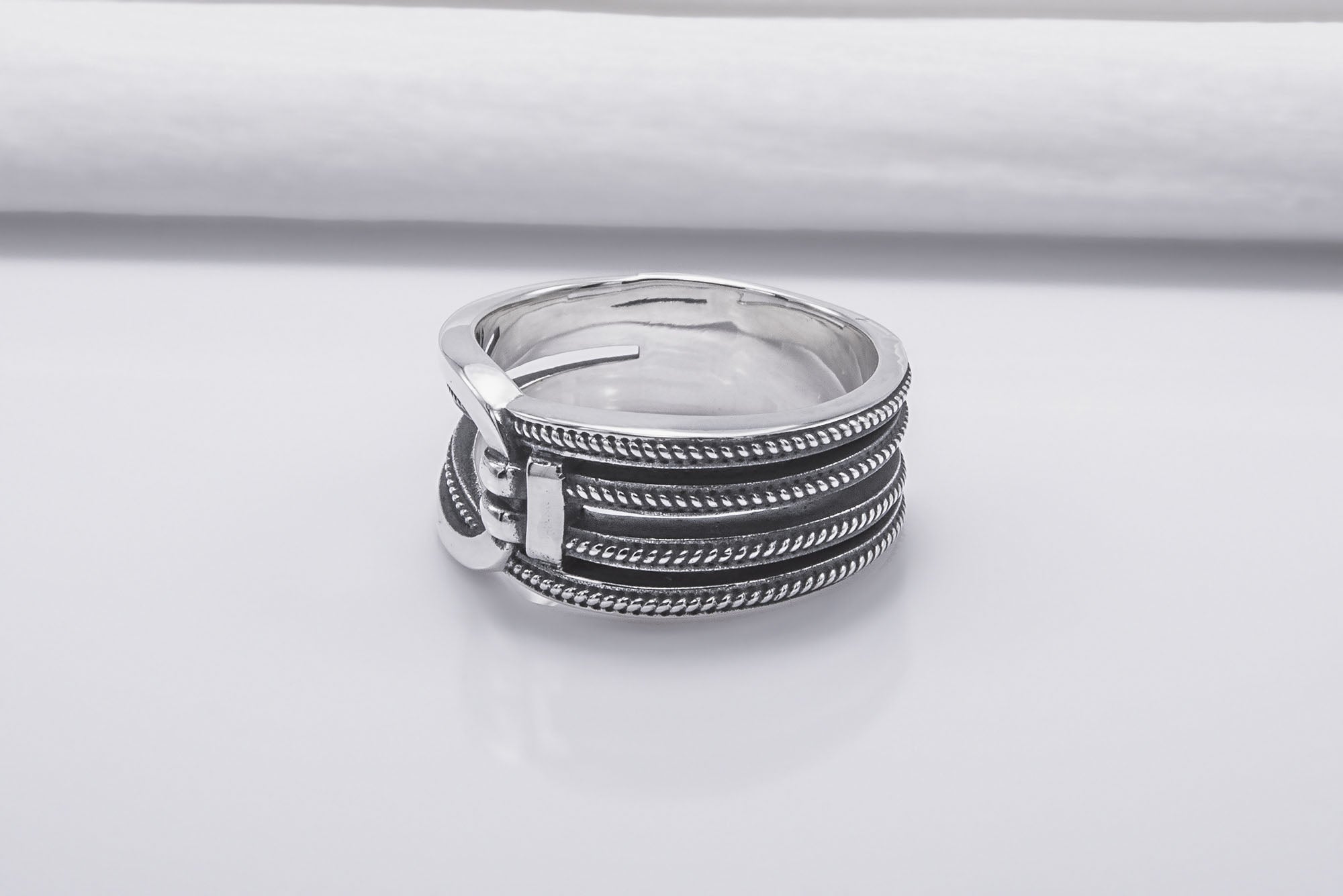 Minimalistic Chain Sterling Silver Ring, Handcrafted Jewelry - vikingworkshop