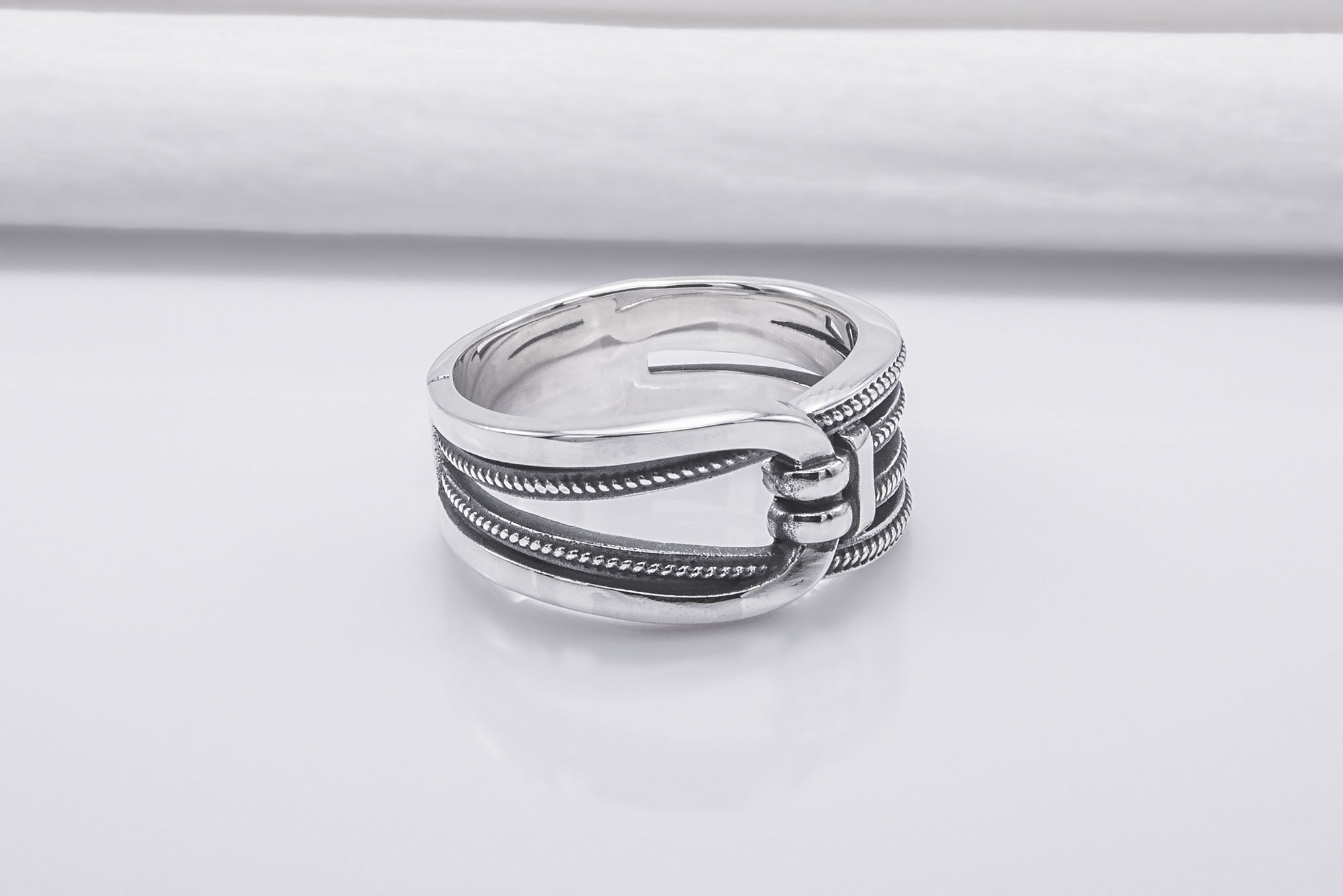 Minimalistic Chain Sterling Silver Ring, Handcrafted Jewelry - vikingworkshop