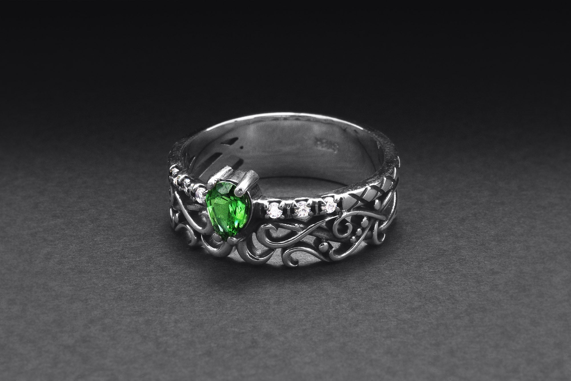 925 Silver Filigree Ring with Green Gem, Handcrafted Classic Jewelry - vikingworkshop