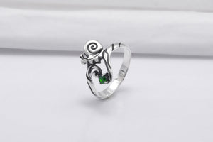 925 Silver Snail Ring with Green Gem, Unique Classic Jewelry - vikingworkshop