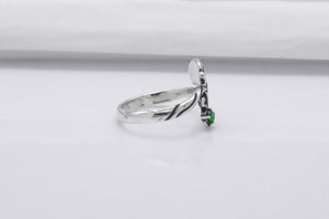 925 Silver Snail Ring with Green Gem, Unique Classic Jewelry - vikingworkshop