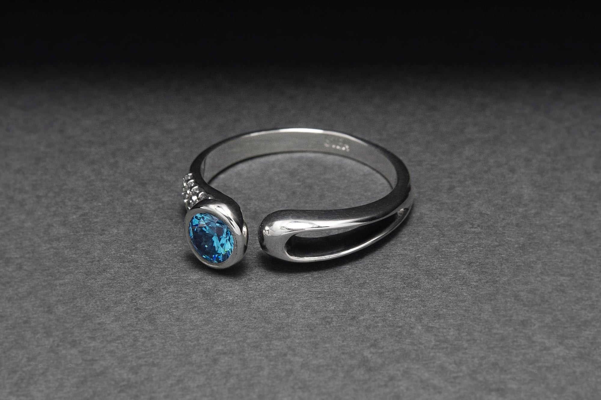 925 Silver Ring with Round Blue Cubic Zirconia fashion, Handcrafted Fashion Jewelry - vikingworkshop