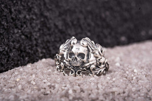 925 Silver Biker ring with Skull and Leaves, Unique handcrafted Jewelry - vikingworkshop