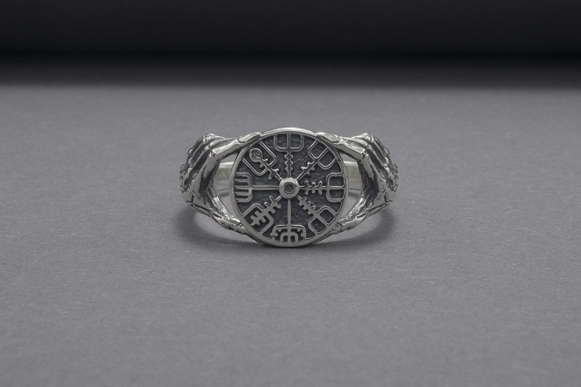 Minimalistic Vegvisir Steerling Silver Ring, Handmade Jewelry - vikingworkshop