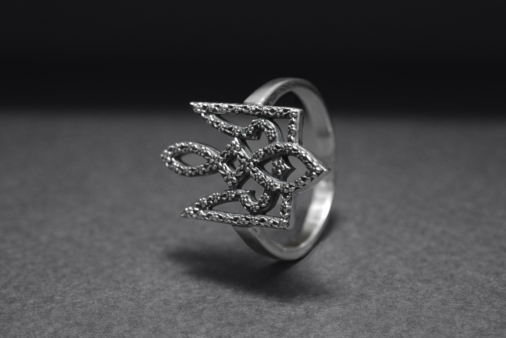 Sterling Silver Ukrainian Trident Ring with Flowers, Made in Ukraine Jewelry - vikingworkshop