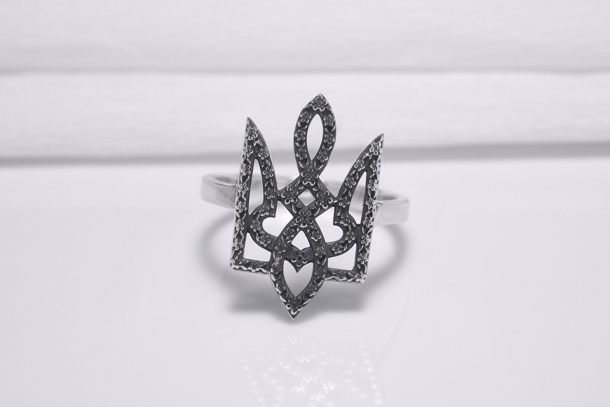 Sterling Silver Ukrainian Trident Ring with Flowers, Made in Ukraine Jewelry - vikingworkshop